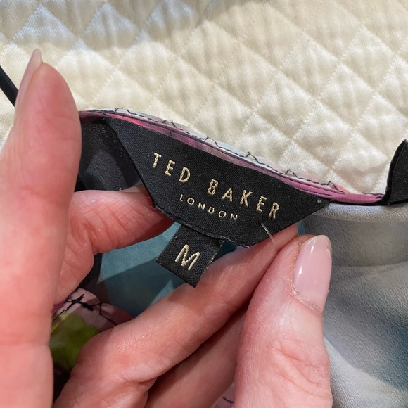 TED BAKER — Rich Watercolor Floral Camisole - SZ MEDIUM - Picture 5 of 5